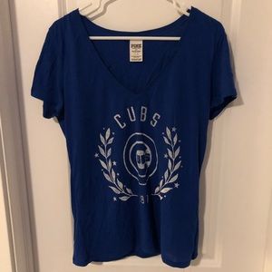 Cubs T by PINK size L